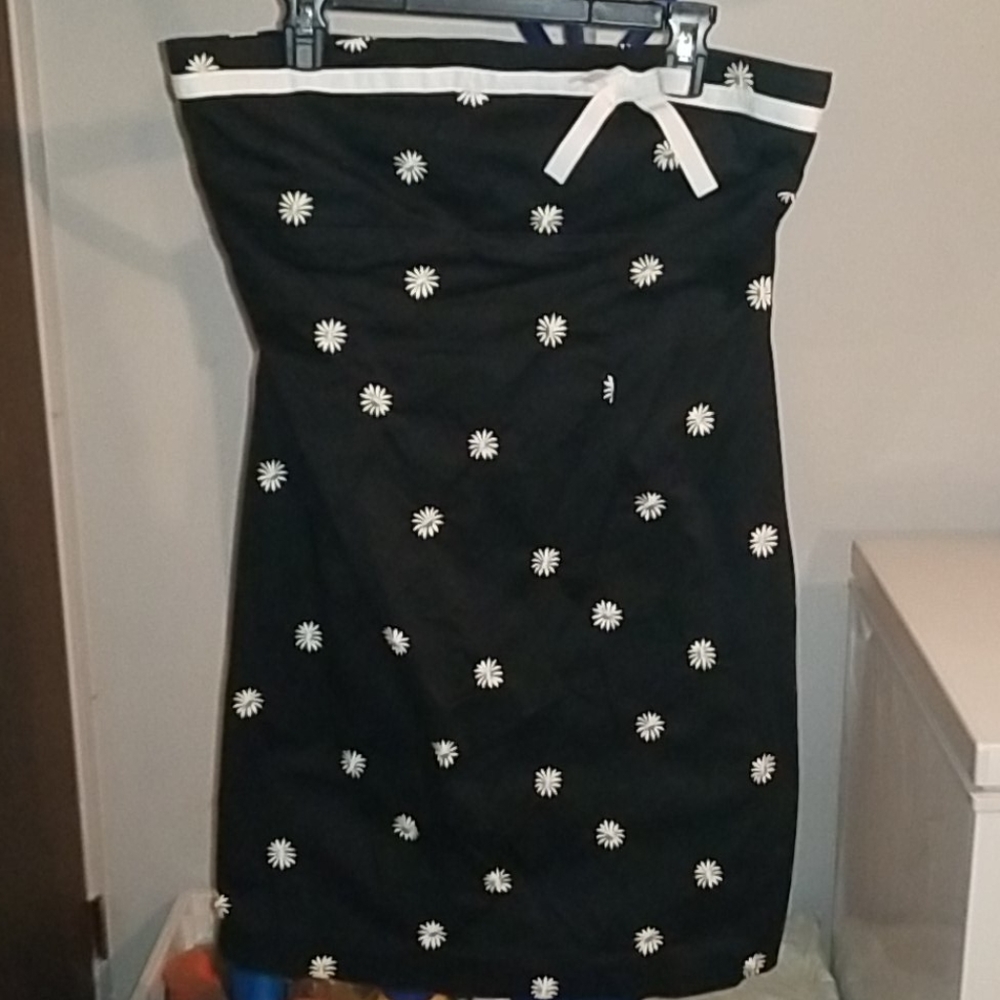 Amanda Smith strapless dress